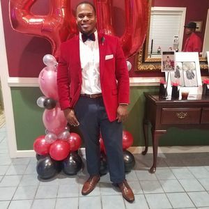 Meet your Posher, Adrian